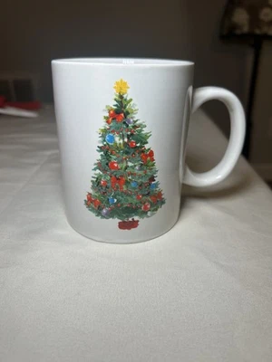 Taza de árbol de Navidad de porcelana American Atelier  Foto 1 de 4
