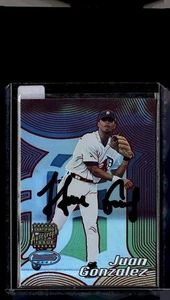 2002 BOWMAN'S BEST AUTO JUAN GONZALEZ TIGERS - Picture 1 of 1
