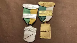 2 Vintage 1950 Paw Paw Michigan Shooting Medal Gun Club - Imagen 1 de 7