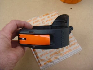 GENUINE STIHL BR450 BR700 BR800 BLOWER THROTTLE HANDLE CLAMP & BOLT LEVER - Picture 1 of 3