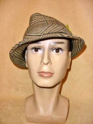 Men's Stetson Beige & Black Wool Striped Tweed w/ Bright Feathers Size 7 3/8 - Image 1 of 4