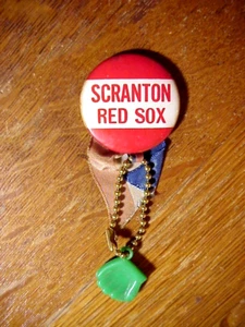 SCRANTON RED SOX Vintage 1940s SOUVENIR PINBACK BUTTON w/ Ribbon Baseball Glove - Picture 1 of 4