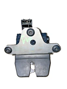 Range Rover Evoque L538 Conventional Rear Tailgate Latch Catch LR072417 (G) - Picture 1 of 10