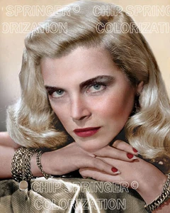 LIZABETH SCOTT Wearing Linked Bracelets | 8X10 Sexy COLOR PHOTO by CHIP SPRINGER - Picture 1 of 1
