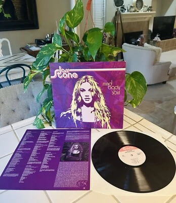 JOSS STONE Mind Body & Soul LP FIRST EUROPE PRESS 2004 Vinyl NEAR MINT GORGEOUS! - Image 1 of 3