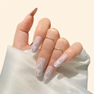 Selbstklebende Kunstnägel Nagelstudio Expess On Nails künstliche Fingernägel - Bild 1 von 6