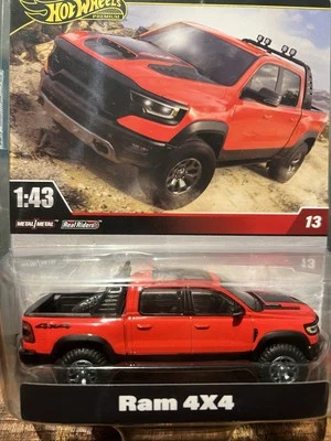 Camión Dodge RAM TRX 4x4 escala 1:43 2024 Real Riders Premium Hot Wheels Foto 1 de 3