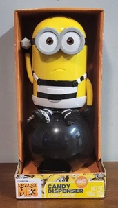 Despicable Me 3 Gefängnis Ball & Kette Minion Süßigkeiten Spender 10" BESCHREIBUNG LESEN - Bild 1 von 6
