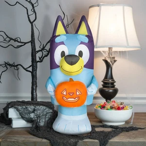 Disney Bluey 22,4 Zoll Halloween Airdorable Airblown Aufblasbarer Kürbis Deko - Bild 1 von 3