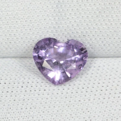 1.20 ct TOP LUSTROUS RARE NICE VIOLET 100% NATURAL SPINEL Heart  See Vdo 8557 DB - Image 1 of 2