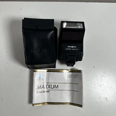 Minolta Maxxum 2800AF Black Camera Flash Fro Minolta 5000 with Cover & Manual - Image 1 of 4