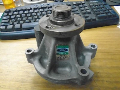 Bomba de agua genuina Ford OEM 91-97 4,6 L Crown Victoria Mustang Thunderbird Foto 1 de 4