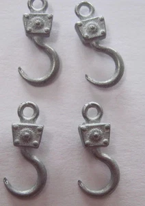 Four replacement hooks for Corgi tow truck cheaper by 4 hooks 3/4" high - Picture 1 of 1