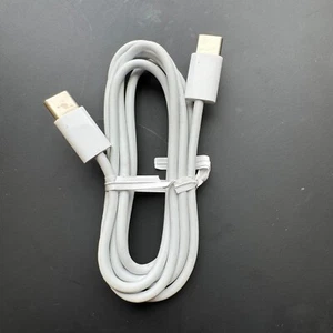 Original 100% Genuine Apple MUF72ZEA 1m USB-C Cable Charging Data Cable - Picture 1 of 5