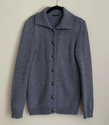 Cárdigan Suéter Sisley Gris Militar Cuello Abotonado Pequeño S Foto 1 de 4