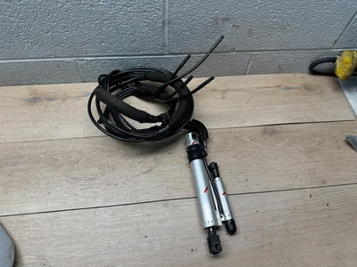 OEM INFINITI g37 09-15 CILINDRO HIDRÁULICO SUPERIOR CONVERTIBLE Foto 1 de 4