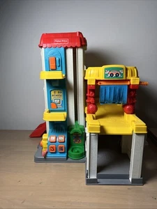 Fisher Price 1999 Little People Fun Suoni Garage Autolavaggio Testato - Foto 1 di 15