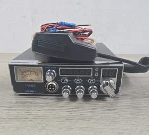 Radio CB Galaxy DX 66V3 10 mètres avec micro, câble d'alimentation et câble antenne - Fonctionne - Photo 1/18