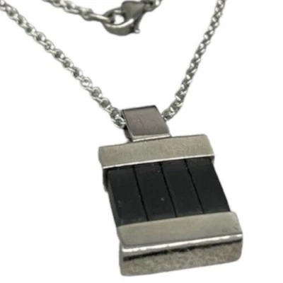 Collana medaglietta color nero argento firmata uomo elegante L.45cm acciaio inox - Immagine 1 di 4