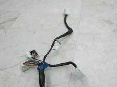 Arnés de cableado de puerta trasera QX4 2000 INFINITI conector de cable de puerta levadiza trasera OEM Foto 1 de 4