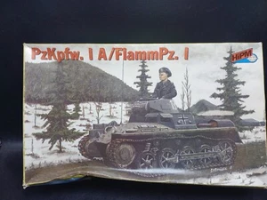 HiPM Model PzKpfw. l A/FlammPz. I Tank Model Kit #35-001 from 1998 - Picture 1 of 9