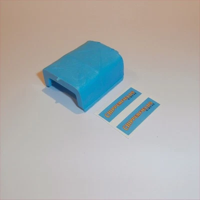 Corgi Toys Gift Set GS19 Land Rover Canopy with Chipperfields stickers - Image 1 of 4