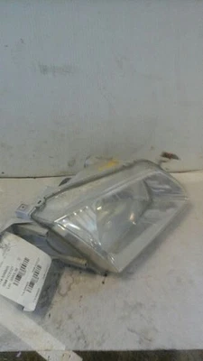 99-00 马自达 Protege Passsenger 右灯  — 第 1/4 张图片