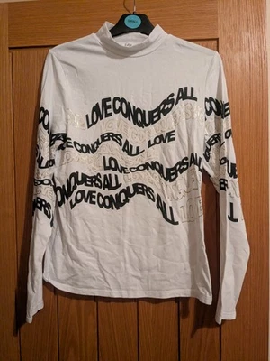 River Island Ladies White Love Conquers All Print Long Sleeve Top Size 16 UK - Image 1 of 4
