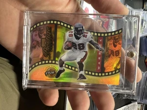 2000 Playoff Prestige Human Highlight Film Gold #HH-25 Warrick Dunn - Picture 1 of 2