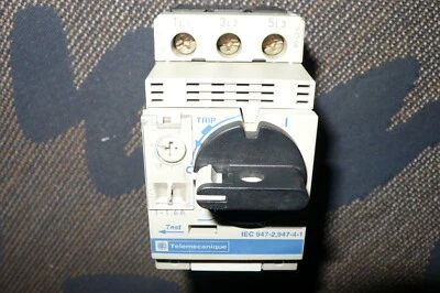 DISJONCTEUR MOTEUR TRIPHASE MONO 1A à 1,6A RELAIS THERMIQUE MERLIN GERIN GV2-P06 - Photo 1/4