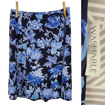 Nueva Falda Floral Norton Talla 10 Corta Carrera Azul Marino Claro Fluido Para Mujer Nueva con Etiquetas Foto 1 de 4
