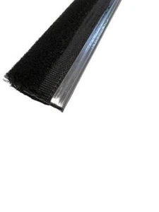 W114 Coupe Sealing Rail Door Window Interior New - Picture 1 of 5