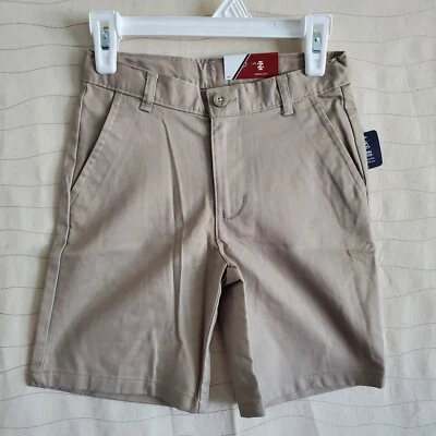 Shorts Izod Youth cáqui natural elástico frente plana tamanho 7 regular NOVO  - Imagem 1 de 4