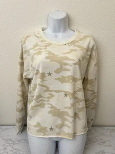 Almost Famous Camo Pullover Sweater Women’s L Beige Tan Stars Soft Plush V - Picture 1 of 5