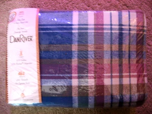 NWT Color Plaid DAN RIVER 4 Piece King Size Wrinkle Free Percale Sheet Set - Picture 1 of 1