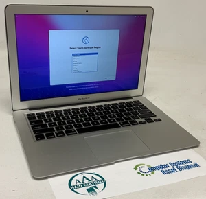 Apple MacBook Air 2015 13" (i5-5250u 1.60GHz - 8GB RAM - 256GB SSD - MJVE2LL/A) - Imagen 1 de 8
