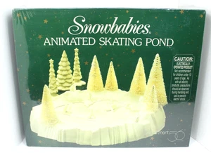 ESTANQUE DE PATINAJE ANIMADO VINTAGE 1995 DEPARTAMENTO 56 SNOWBABIES RETIRADO Navidad - Imagen 1 de 10