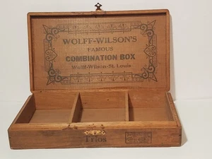 Wolff-Wilson’s Famous Combination Box, Caja de cigarros de madera vintage - Imagen 1 de 12
