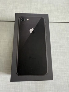 Apple iPhone 8 - 64GB - gwiezdna szarość (bez simlocka) - Zdjęcie 1 z 9