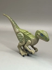 Lego Dinosaur Figure: Delta from Jurassic World 75917 Raptor Rampage - Picture 1 of 2