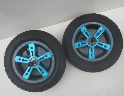 Coppia di ruote per scooter Nasty: 3 (200 x 40) pompate - Immagine 1 di 4