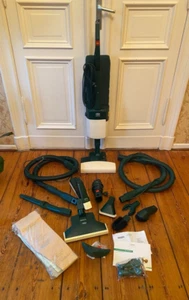 Staubsauger Vorwerk Kobold 122 grosses Zubehörpaket Schlauch Bürsten Beutel - Bild 1 von 7