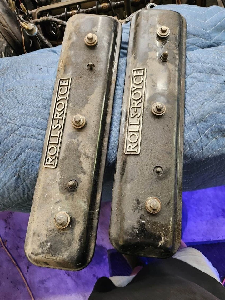Rolls Royce Silver Shadow II, 1978, Valve Rocker Cover - Image 1 of 1