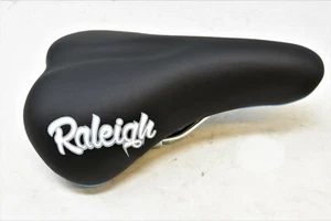 RALEIGH 14 or 16 WHEEL BIKE KIDS PADDED SADDLE WITH CLAMP BLACK SEAT WITH LOGO - Picture 1 of 2