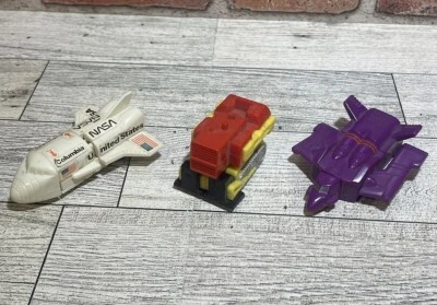 3 Vintage GoBots 1983 Space Shuttle And Plane Vehicle And Bulldozer Transformer - Image 1 of 4