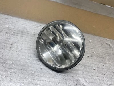 Faro antiniebla Chevy GMC Pontiac 2007-13 948415 Foto 1 de 4