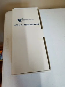 Alice in wonderland the Disney collection a service of grolier enterprises - Picture 1 of 9