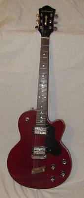 DeArmond M-70 Mahogany body/neck Rosewood fingerboard w/Hardcase - Image 1 of 4