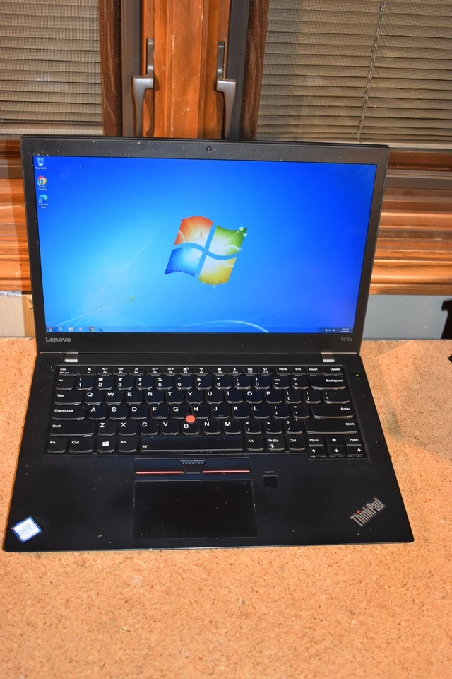 Lenovo ThinkPad T470s Core i7-6600U 2,6 GHz 4 GB 256 GB SSD Windows 7 Pro 32 bits Foto 1 de 4