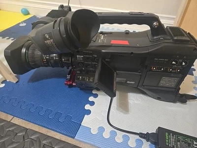 Panasonic AG-HPX300P  P2 HD Camcorder + Fujinon 17X4.5BRM4-K14 1.6/4.5-77m Lens - Image 1 of 4